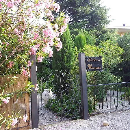 Debora Maison Bed & Breakfast *