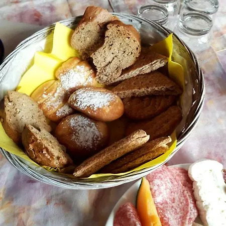 Debora Maison Bed & Breakfast *